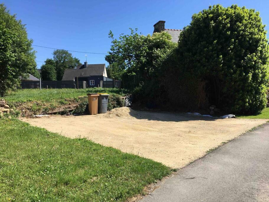Maison Au Calme Recemment Renovee Lescouet-Jugon Exterior photo